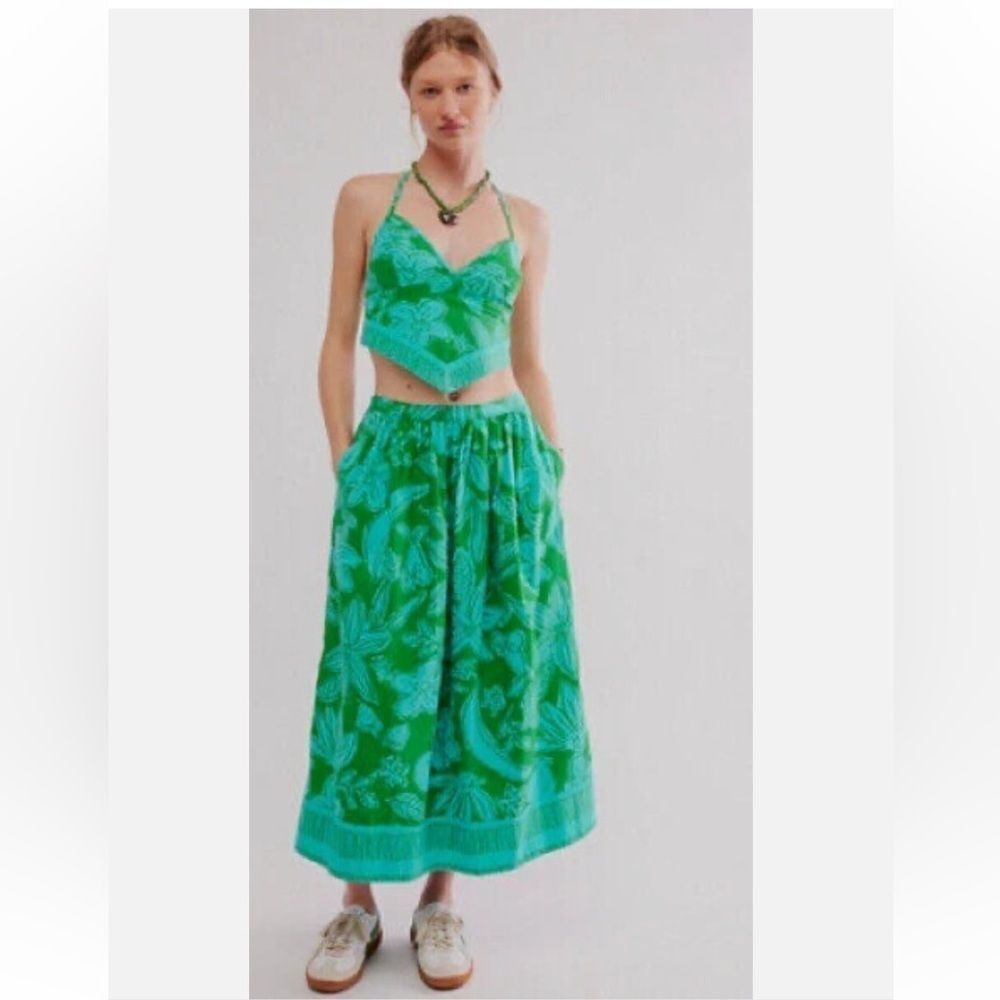 Skirt ONLY Green Patterned Free People size Large Skirt Copa Cabana